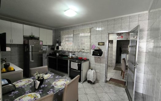 Sobrado à venda ou locação, no Jardim São Ricardo