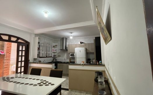 Sobrado à venda na Vila Jaraguá