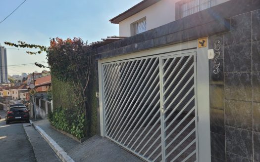 Casa assobradada à venda na Freguesia do Ó