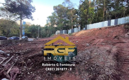 Alto padrão – Terreno de esquina à venda – 722 m2 !!!