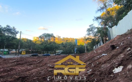 Alto padrão – Terreno de esquina à venda – 722 m2 !!!