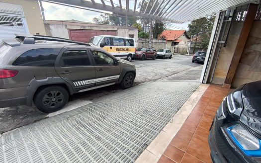 Sobrado à venda na Vila Barreto – 3 dorms, 2 vagas – R$ 640.000,00
